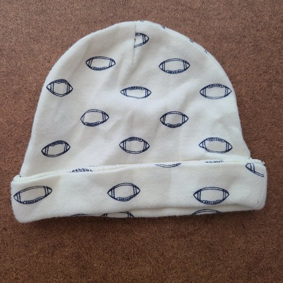 ♡ 5/$20 - HB Boy's White Football Print Beanie Hat 0-6 mo. - Picture 4 of 4